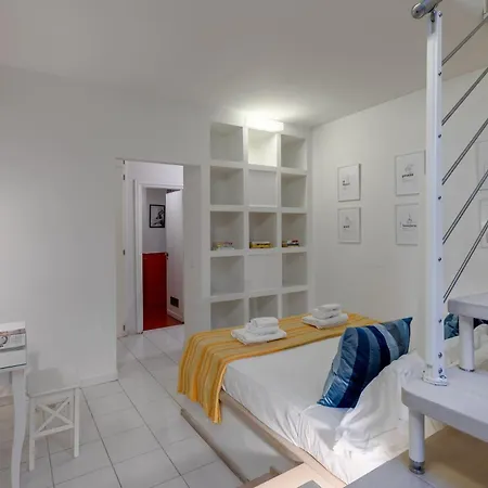 Charming Loft Near The Duomo Cathedral Apartment Florence Exterior photo
